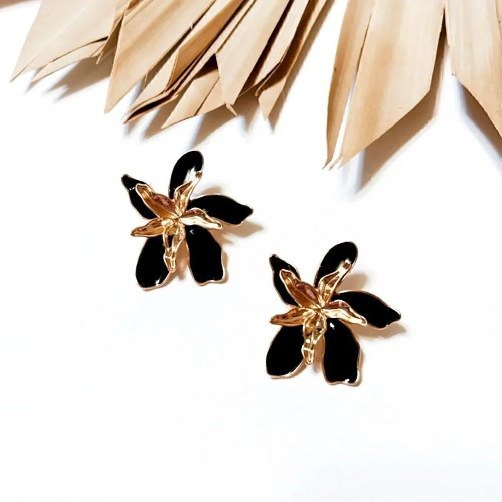 Black Flower  earrings  #886